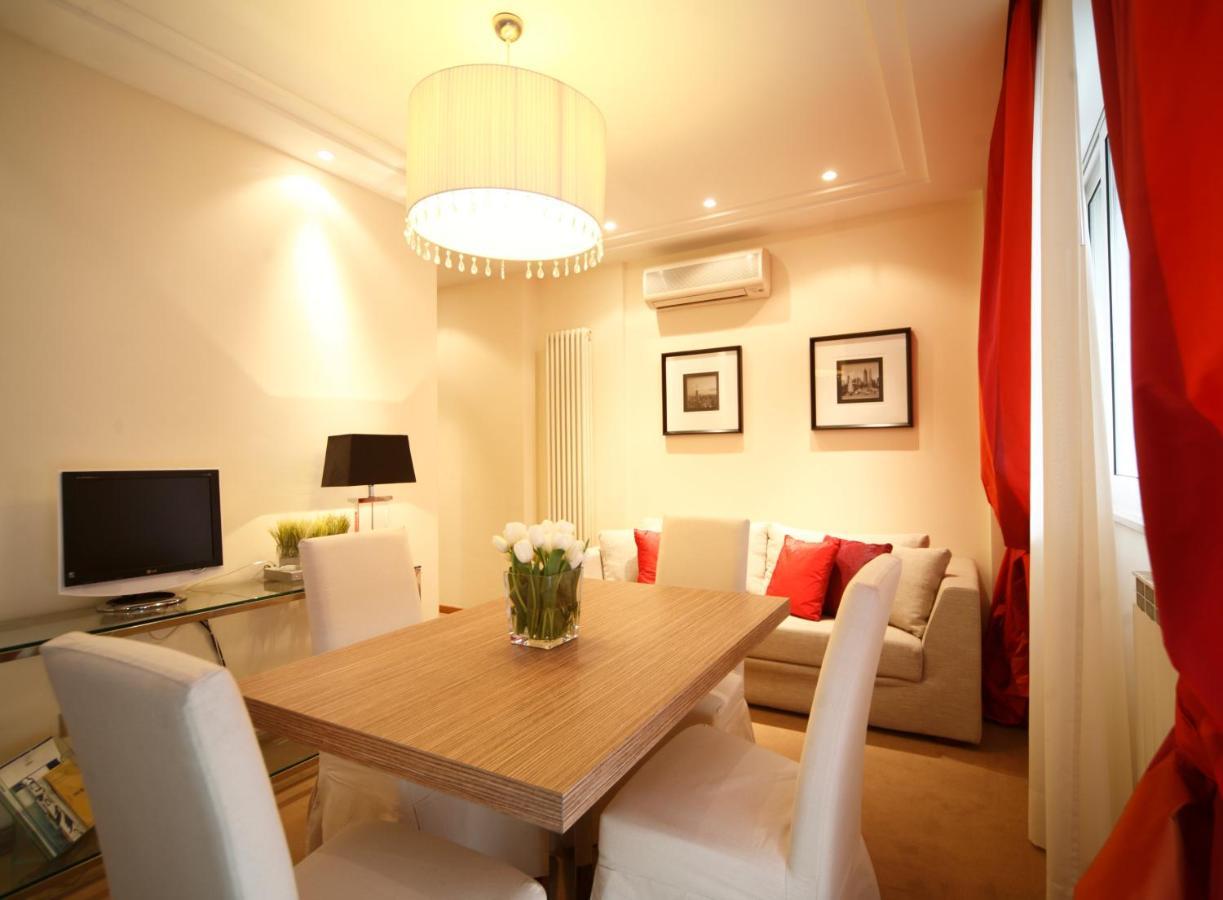 Residence Lungomare - Charming Apartments Riccione Eksteriør billede