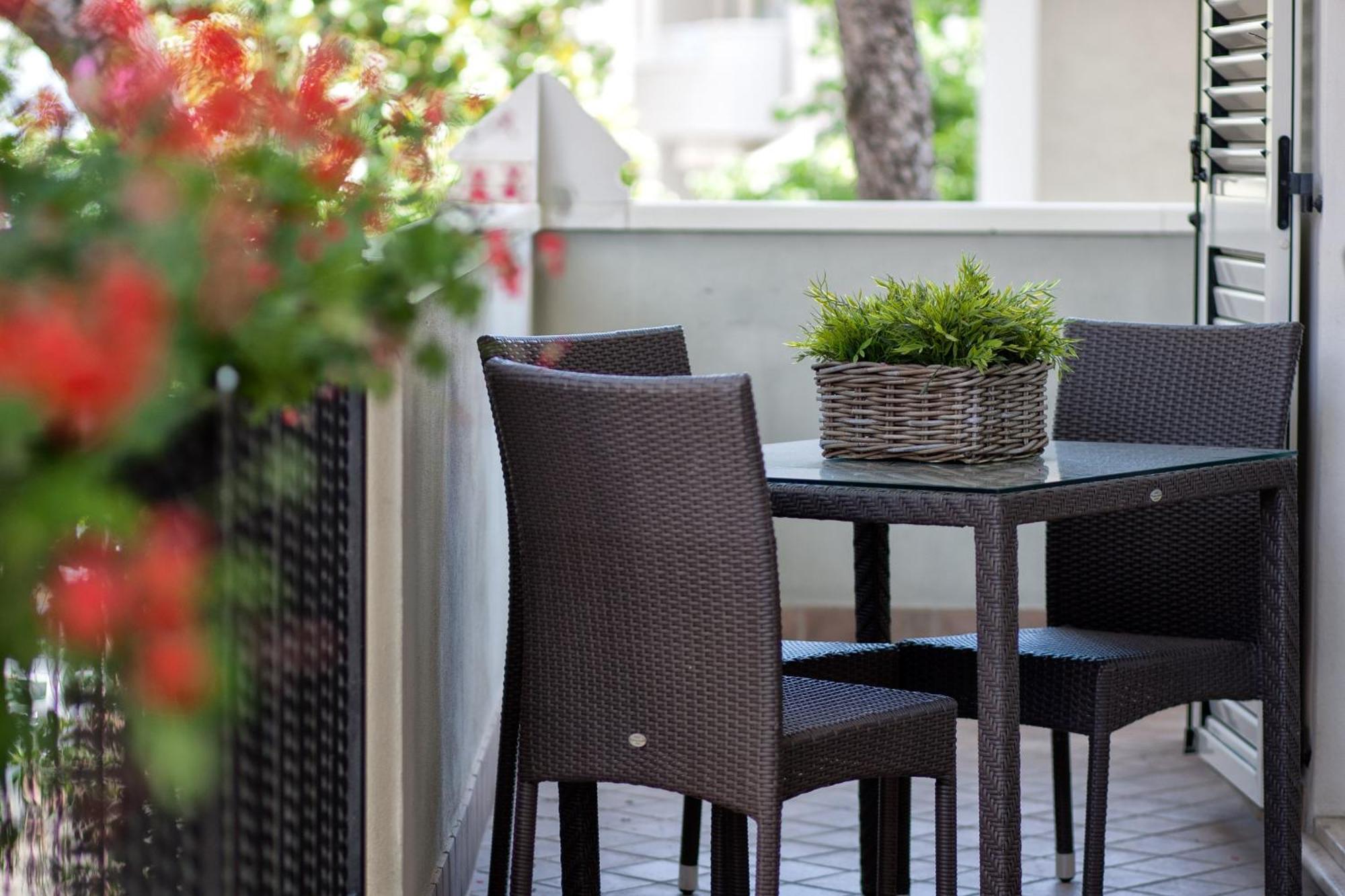 Residence Lungomare - Charming Apartments Riccione Værelse billede