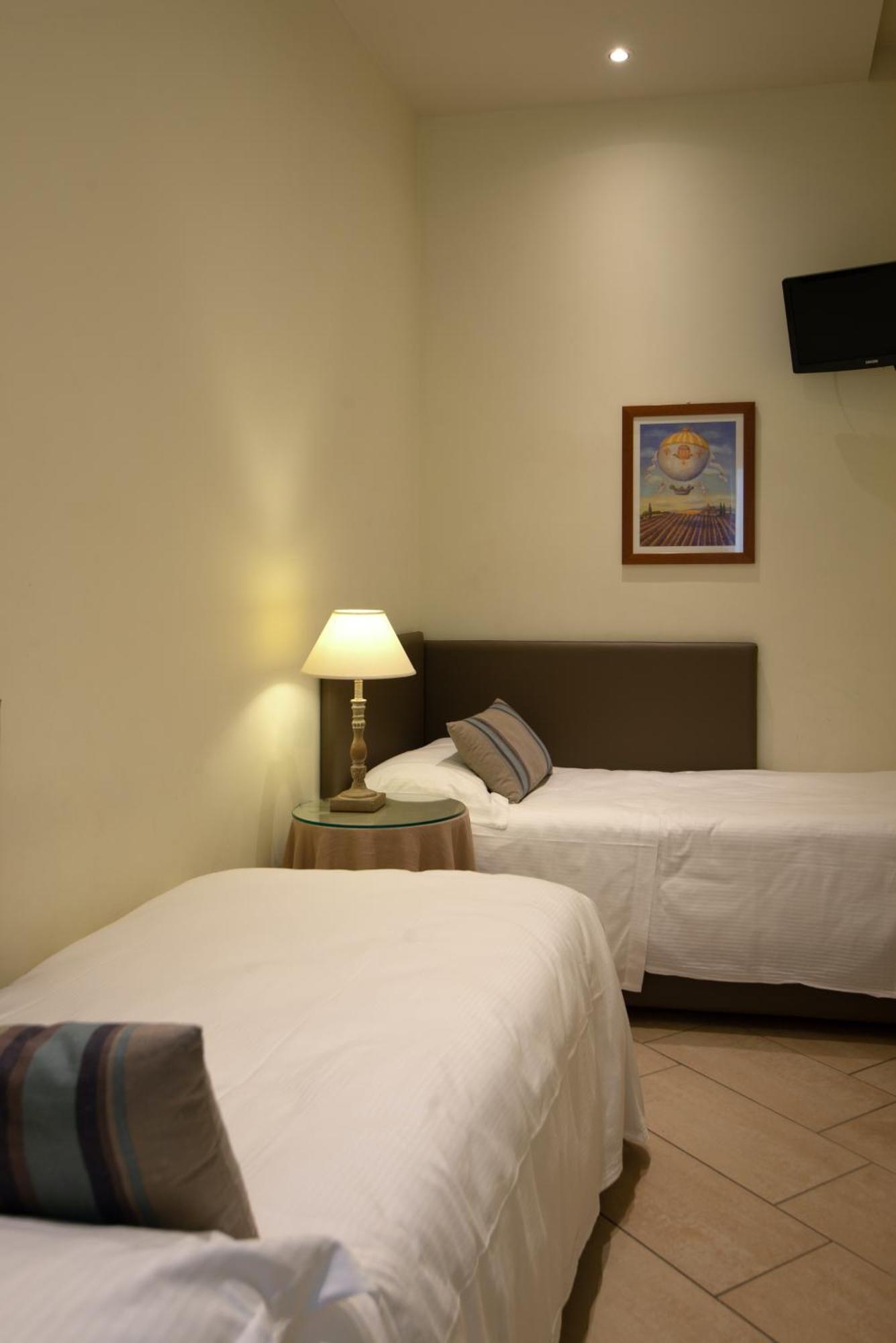 Residence Lungomare - Charming Apartments Riccione Værelse billede
