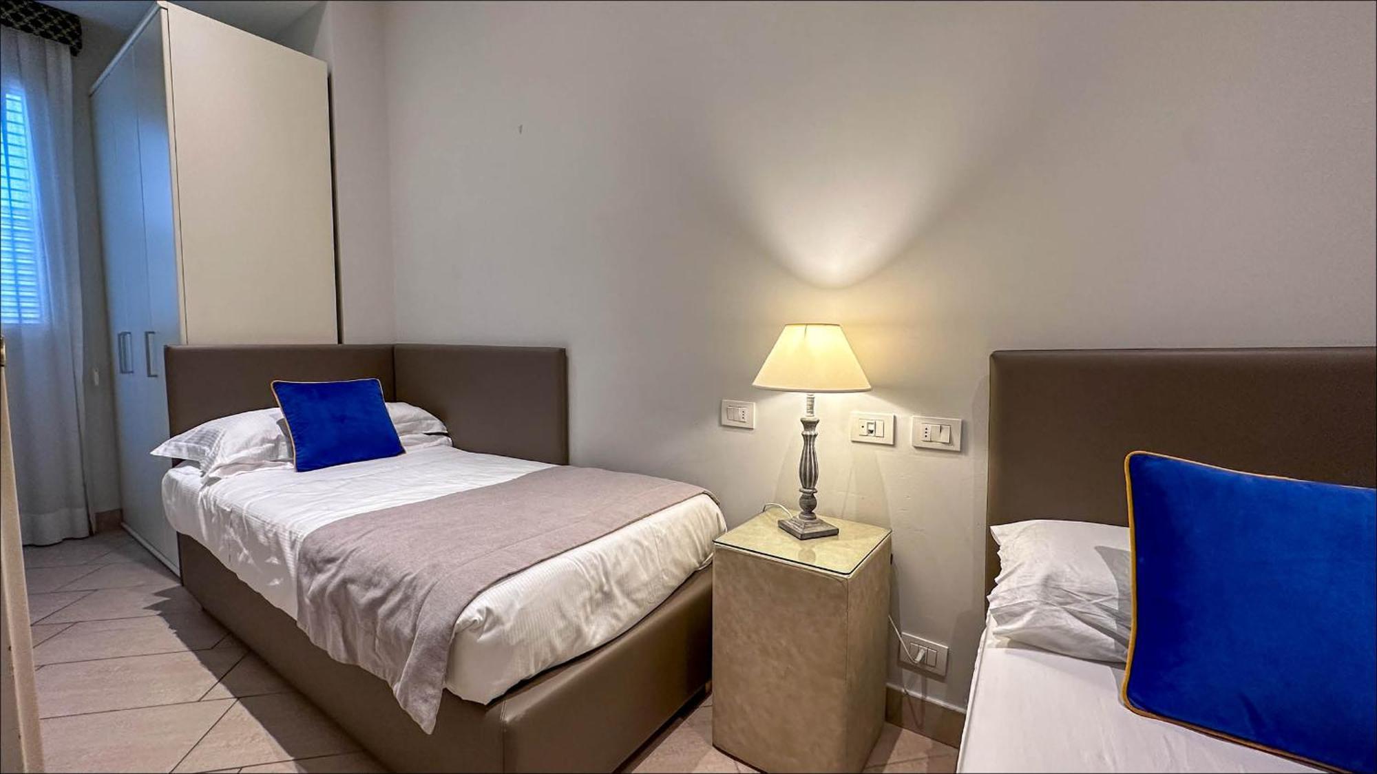 Residence Lungomare - Charming Apartments Riccione Eksteriør billede