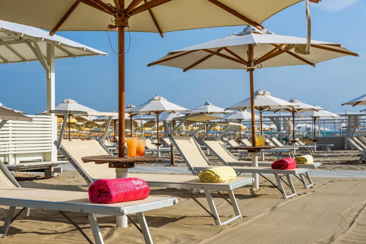 Residence Lungomare - Charming Apartments Riccione Eksteriør billede